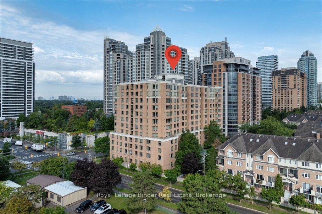 3 Bedrooms Condo at 88 Grandview,  Toronto For sale