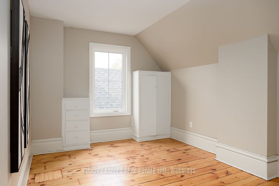15375 Yonge Street