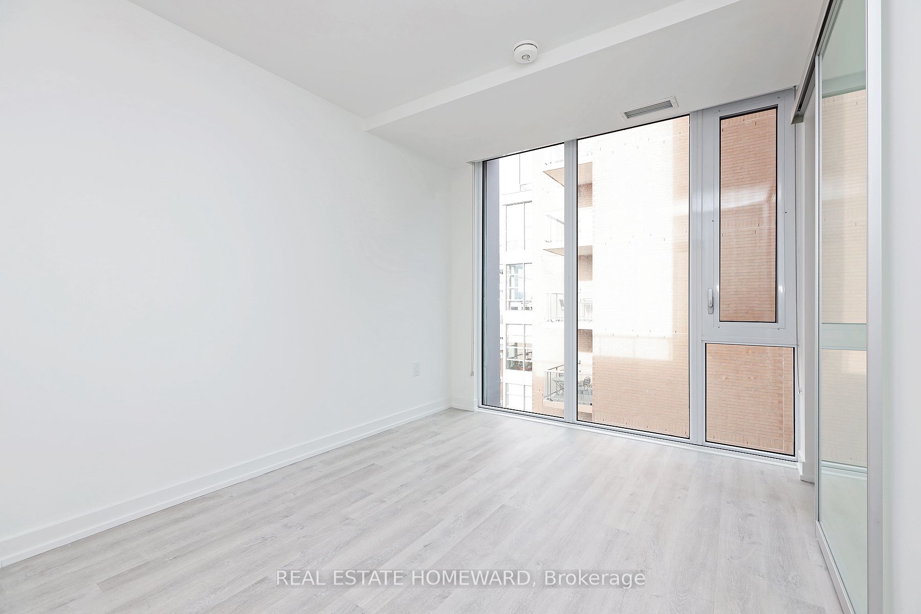 #706 - 158 Front Street, Toronto, ON M5A 1E5