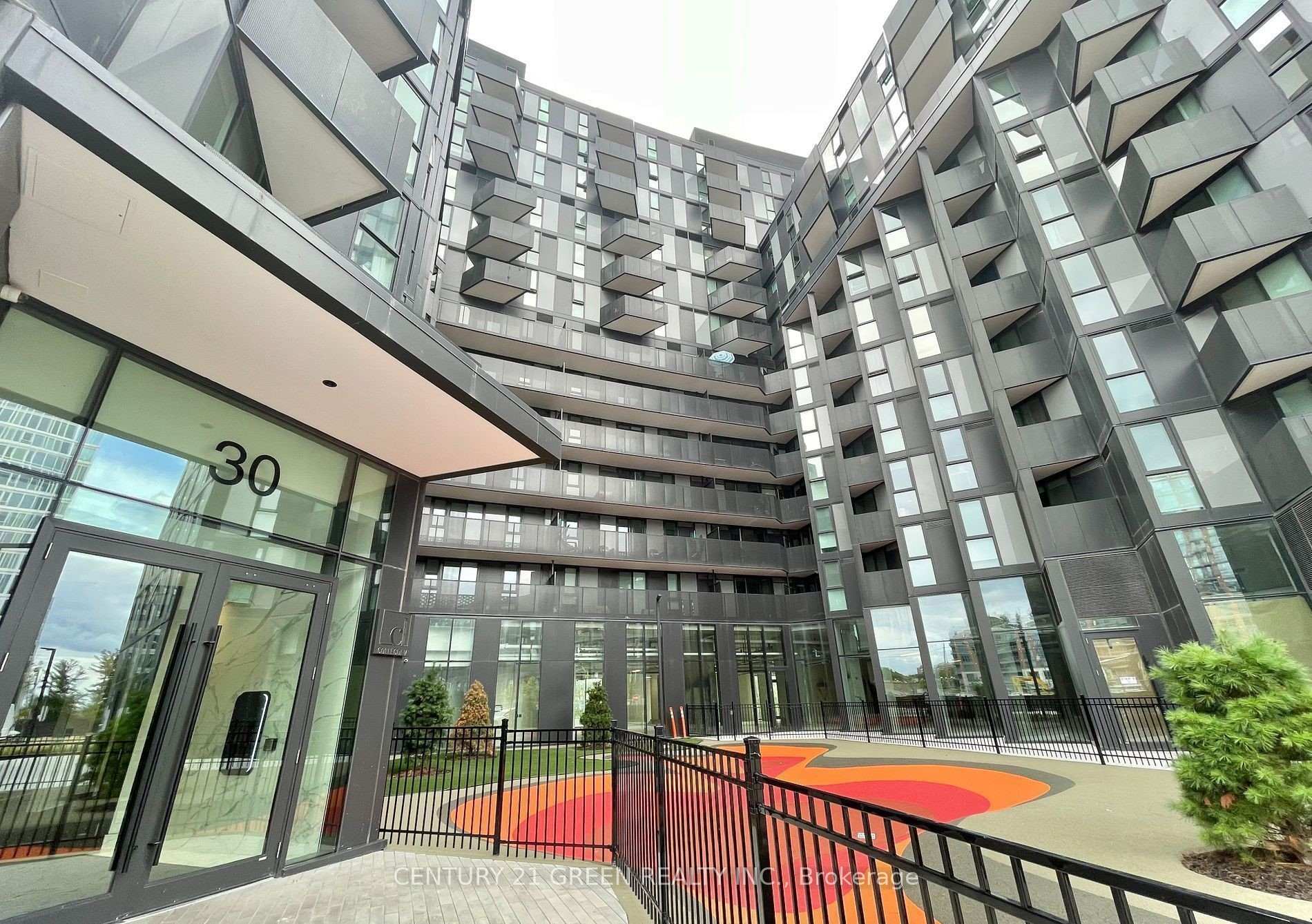 2 Bedrooms Condo at 30 Tretti, Toronto For sale