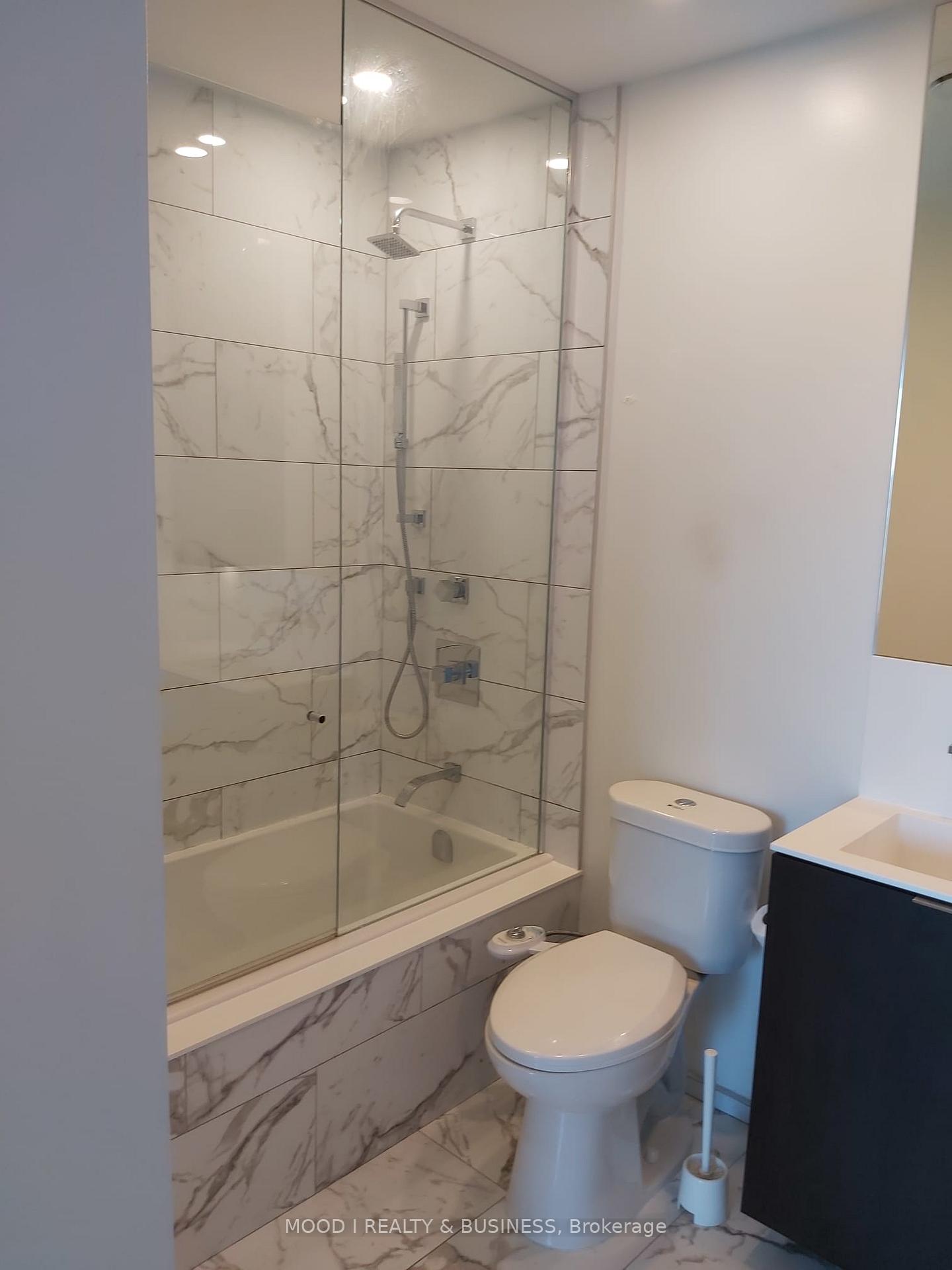 3 Bedrooms Condo at 12 Bonnycastle, Toronto For sale