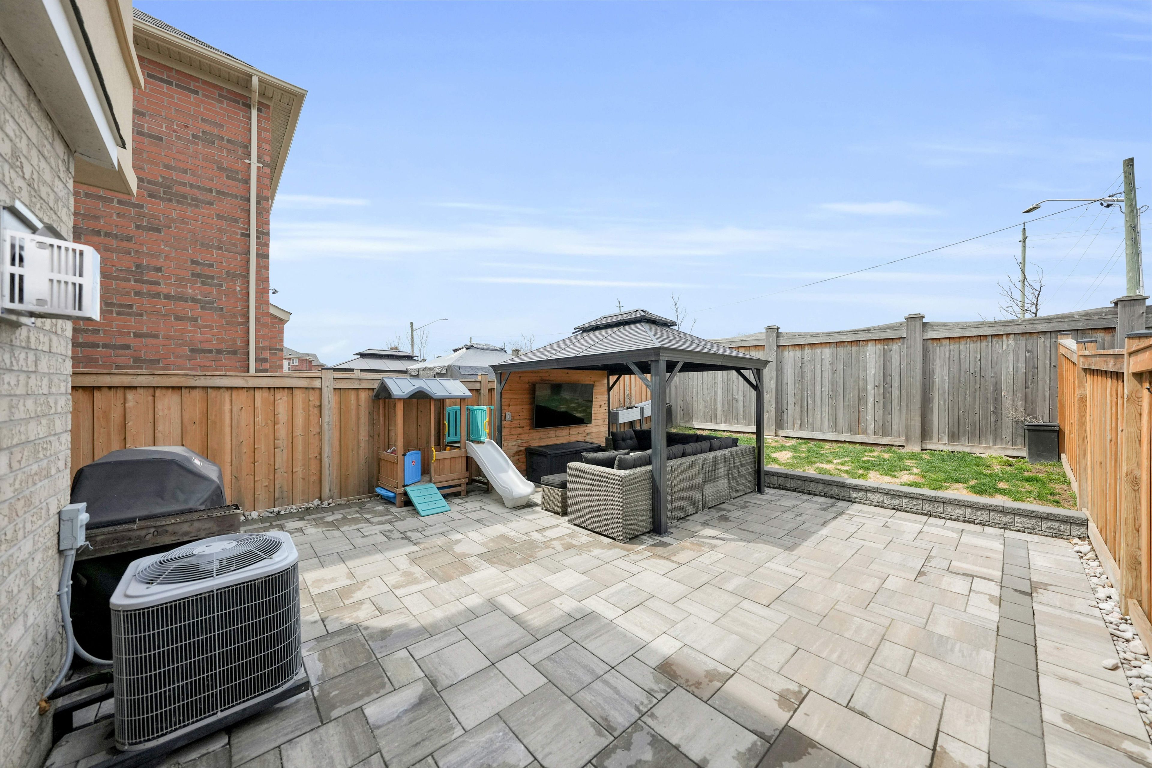 58 Humbershed Crescent