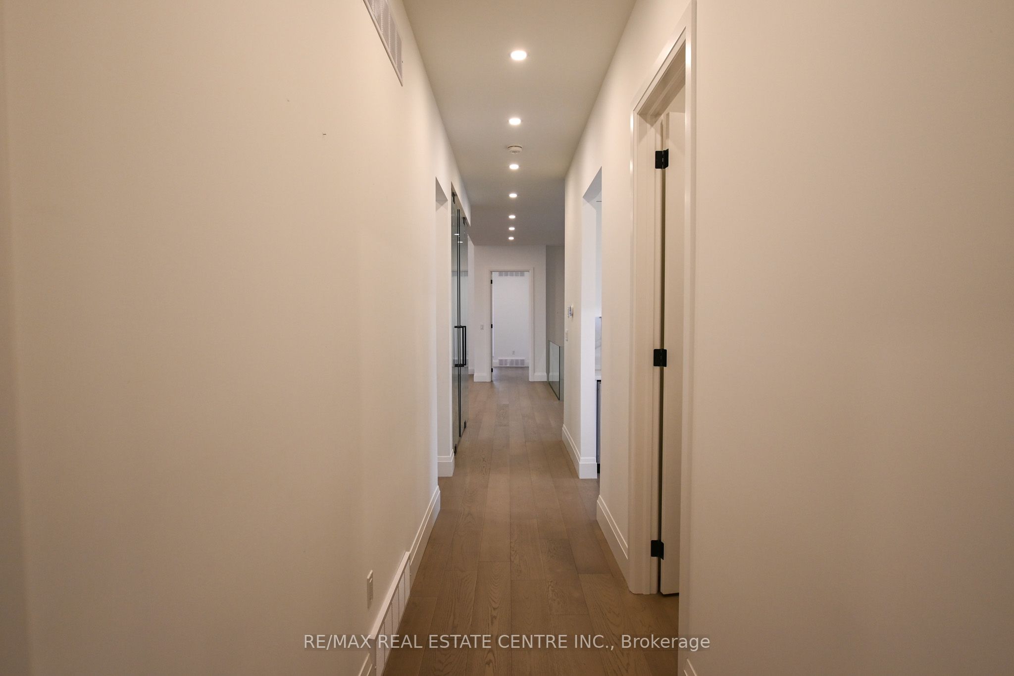 7325 Sunset Place, #3