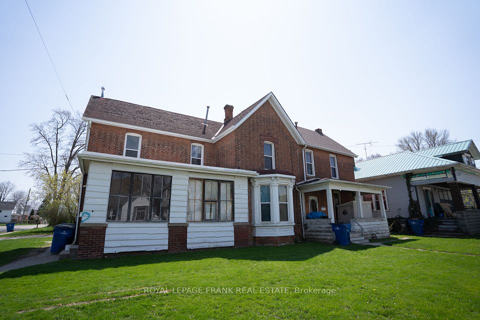 #48 - 50 Lorne Avenue, Chatham-Kent, ON N7M 1R9