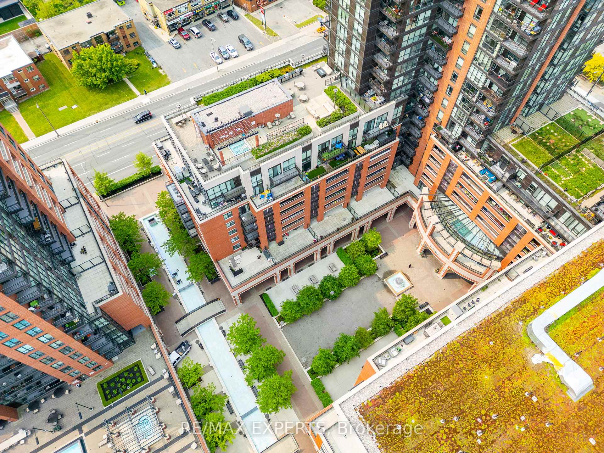 2 Bedrooms Condo at 830 Lawrence, Toronto For sale