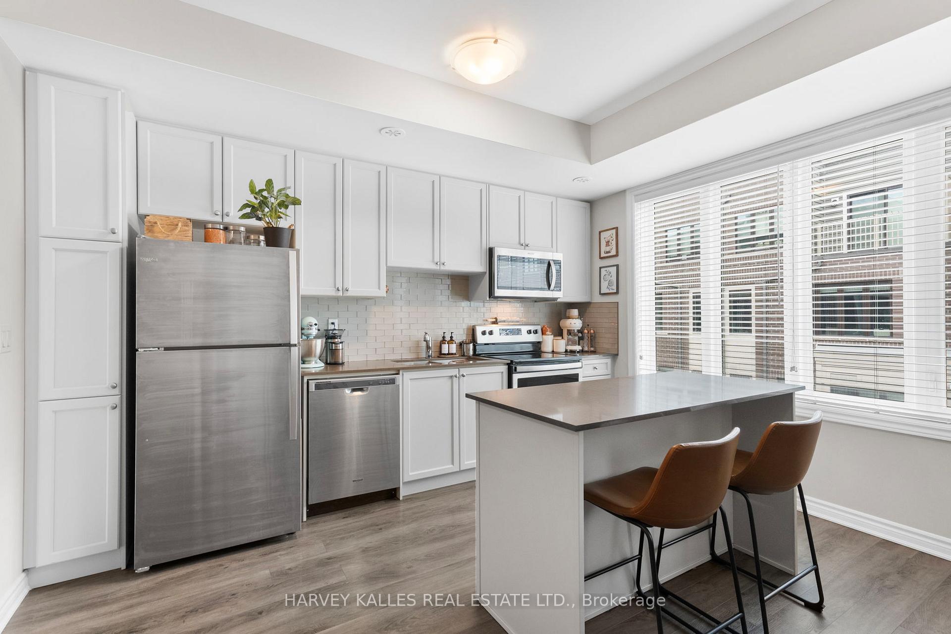 85 Eastwood Park Gardens 11