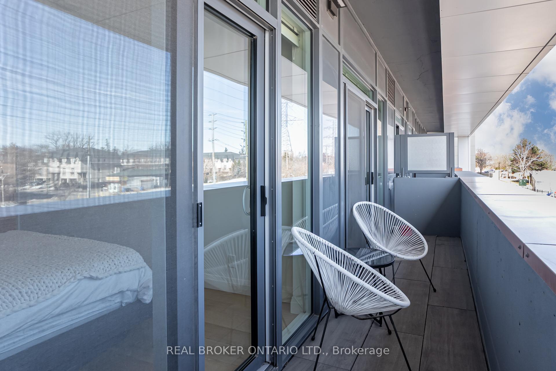 2 Bedrooms Condo at 500 Brock,  Burlington For sale