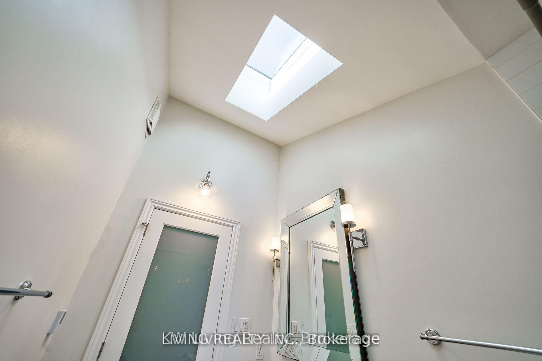 6 Hillavon Drive Toronto W08 Ontario M9B 2P5