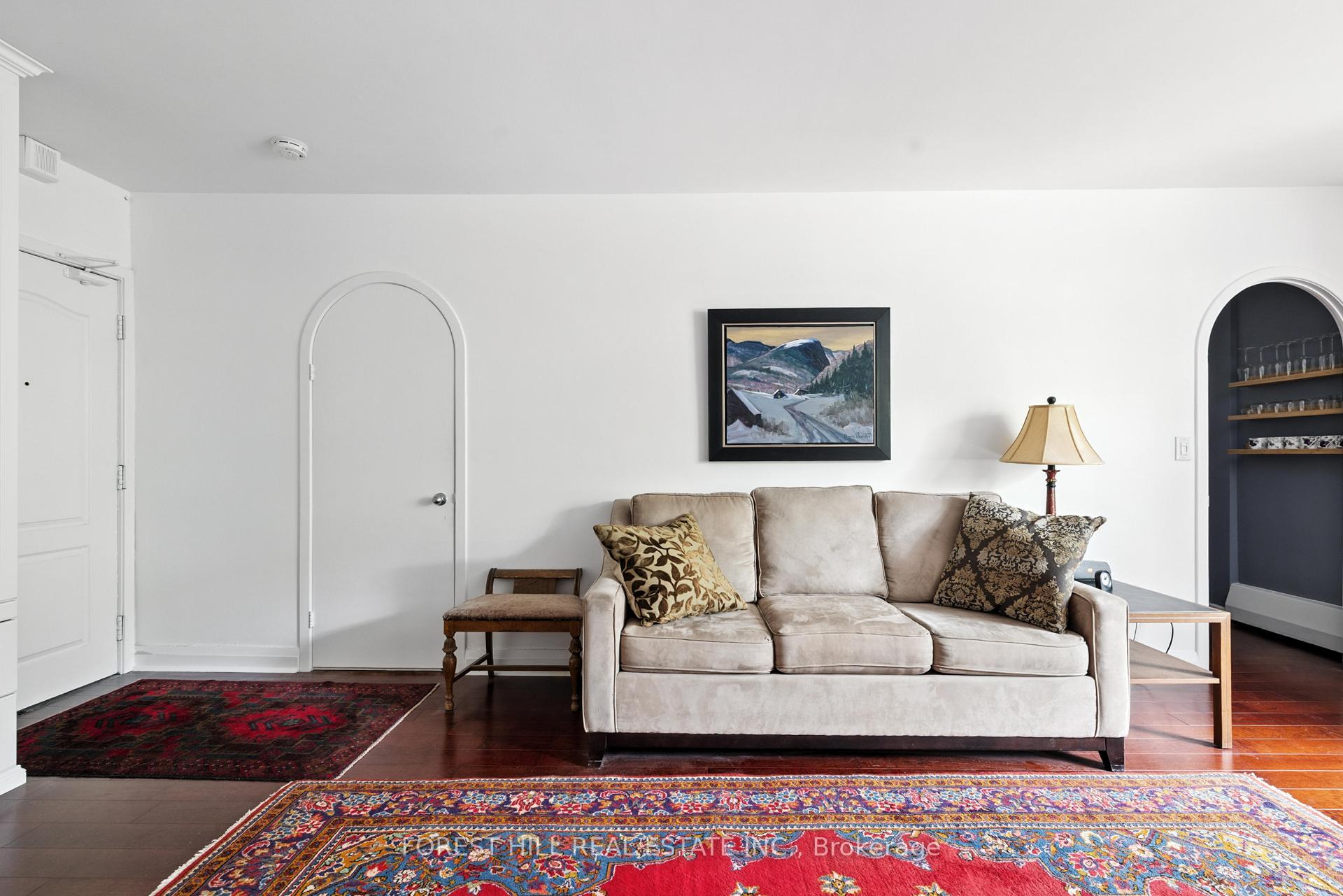 Co-op at 21 Dale, Toronto For sale