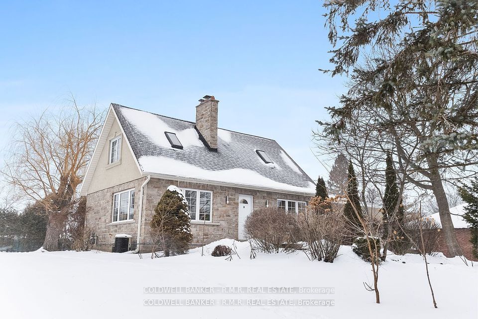 904 Parklane