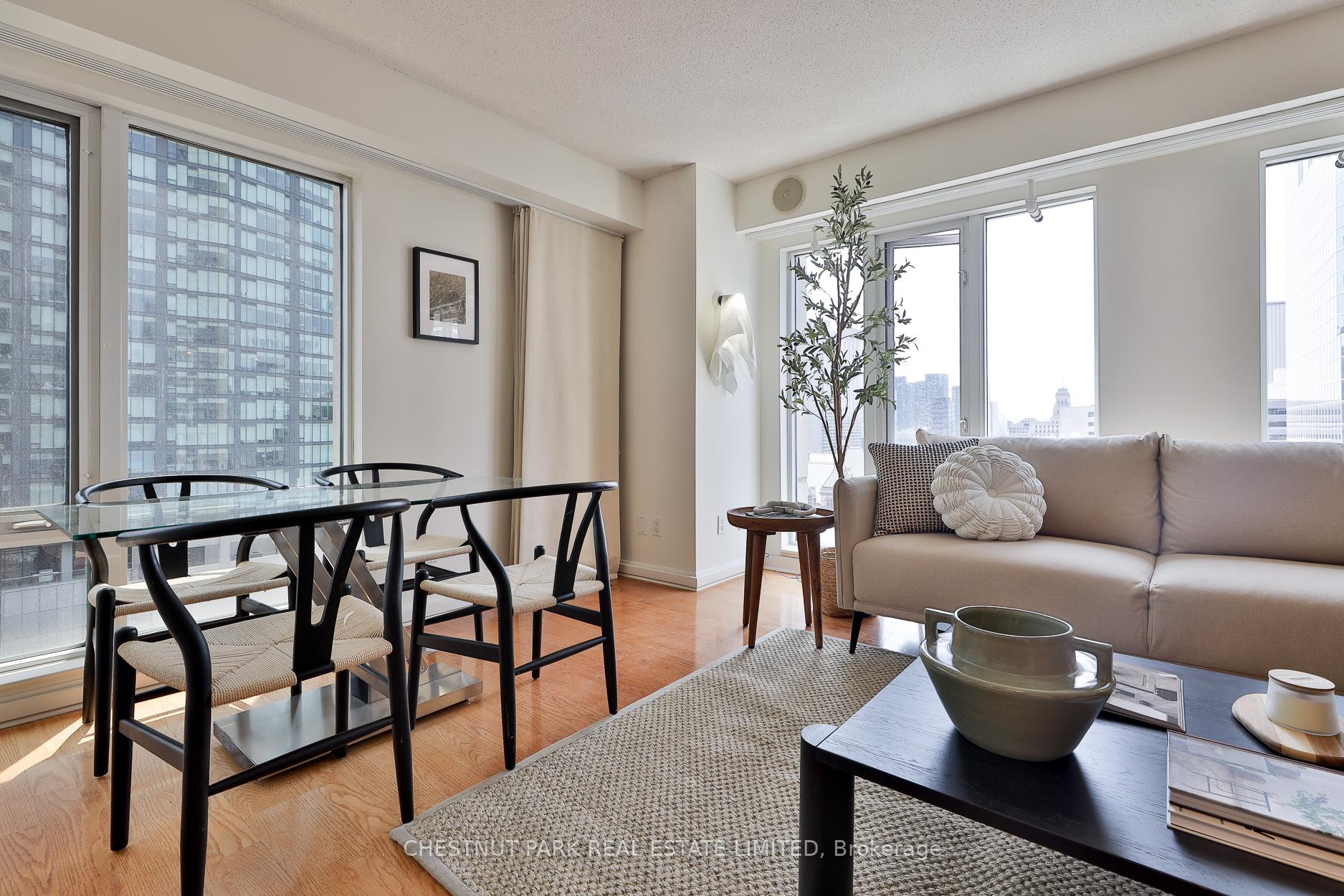 3 Bedrooms Co-op at 210 Victoria, Toronto For sale