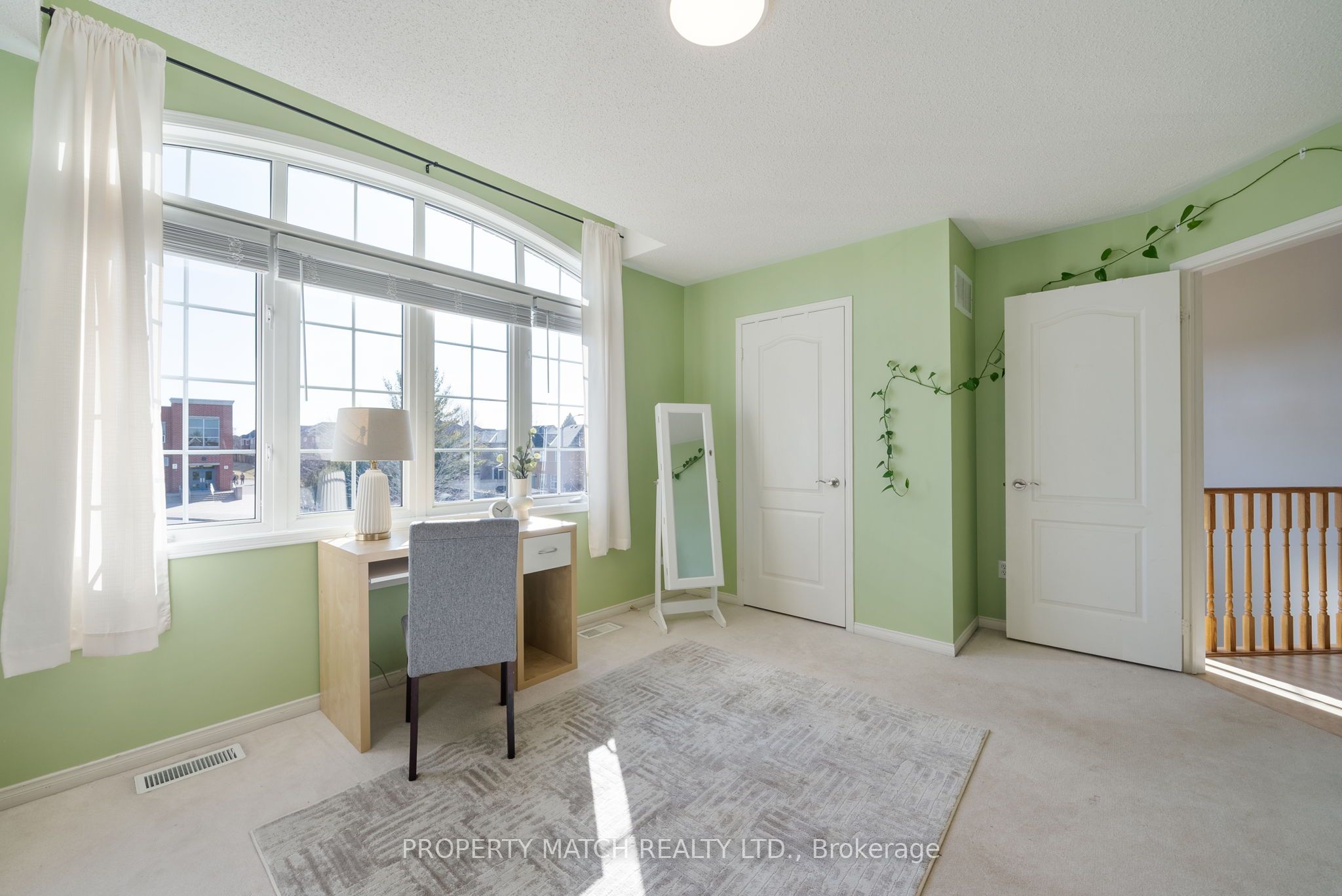 3122 Country Lane