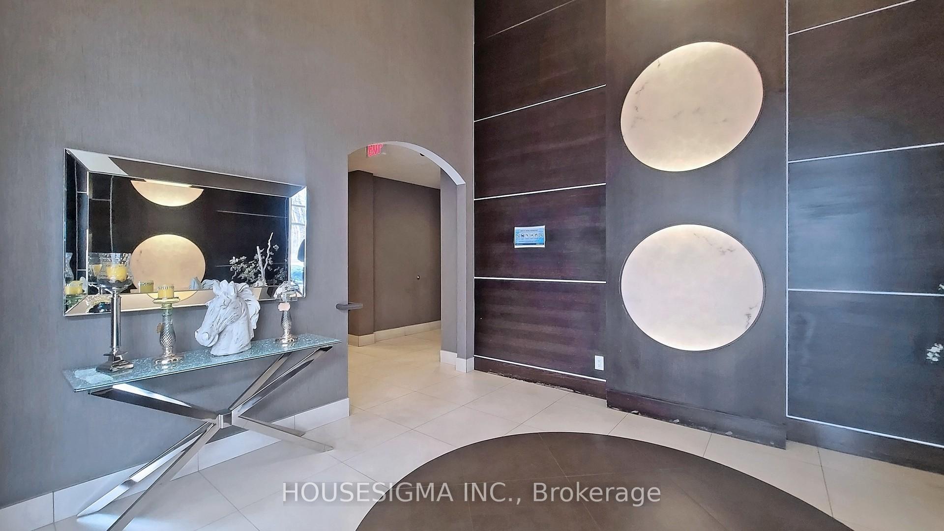 2 Bedrooms Condo at 190 Borough,  Toronto For sale