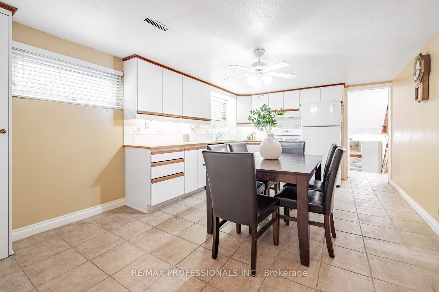 85 Blossom Crescent