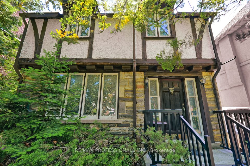262 South Kingsway