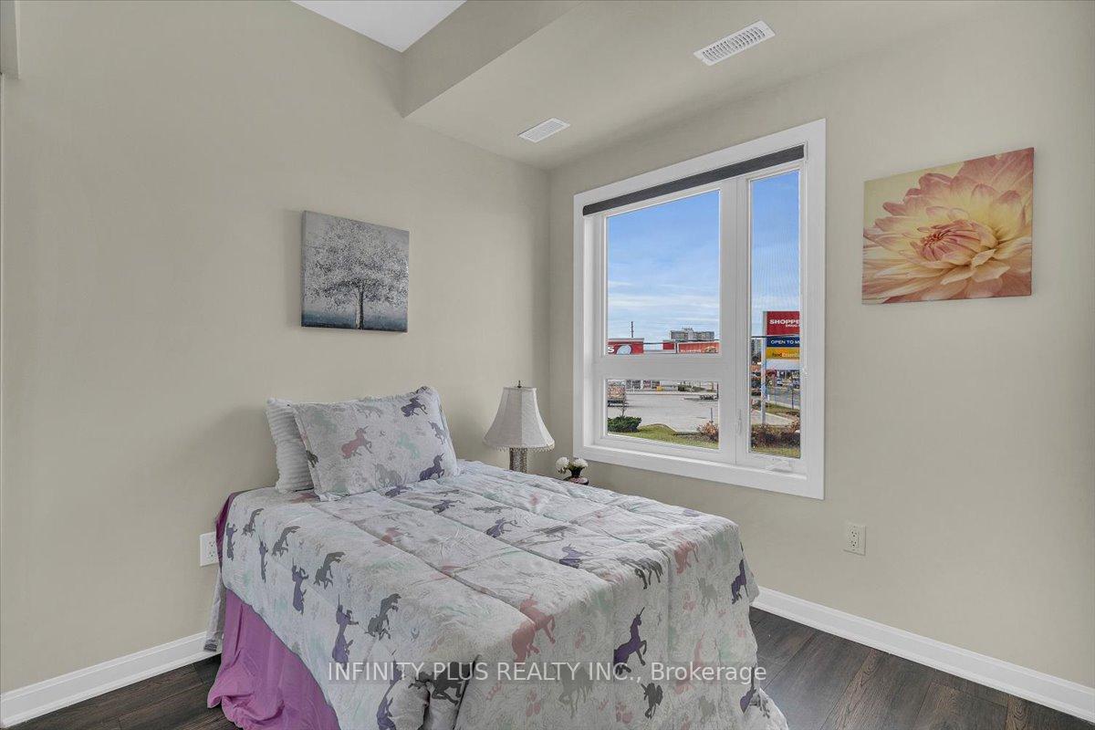 3 Bedrooms Condo at 1085 Danforth, Toronto For sale