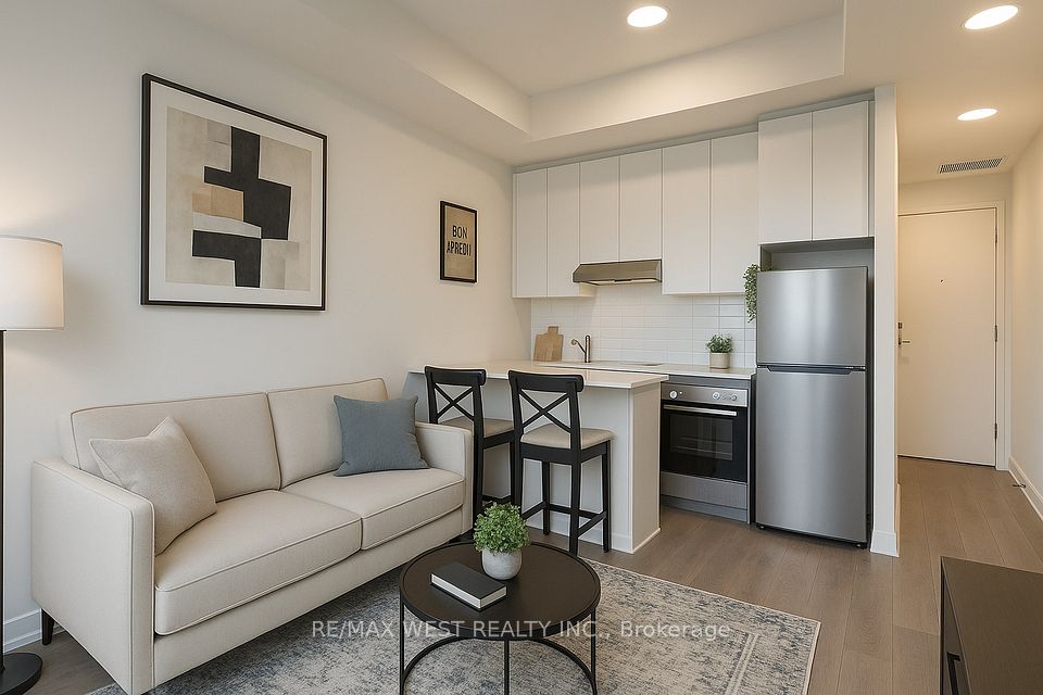 #606 - 160 Canon Jackson Drive, Toronto, ON M6M 0B6