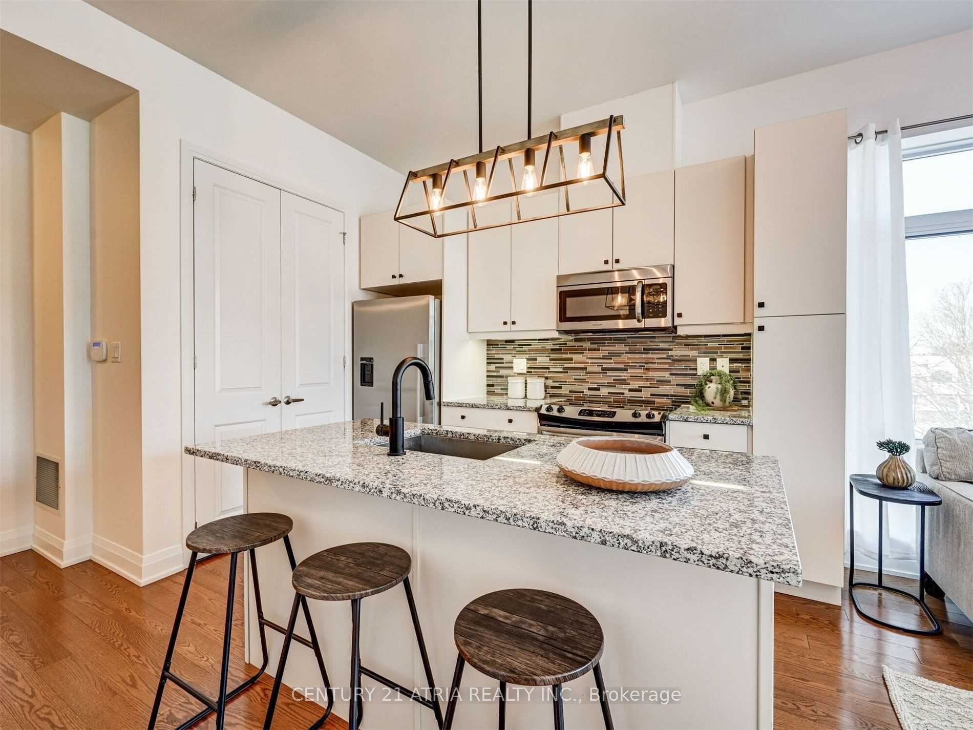15277 Yonge Street, #404A