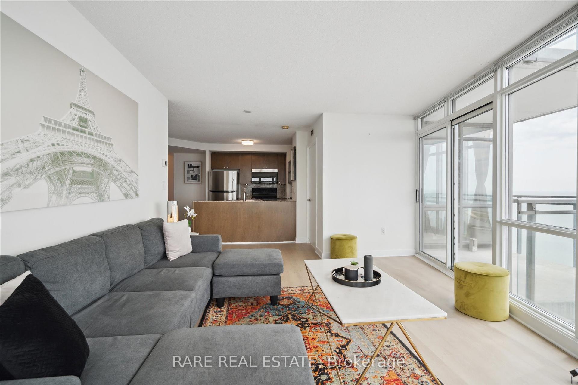3 Bedrooms Condo at 11 Brunel, Toronto For sale