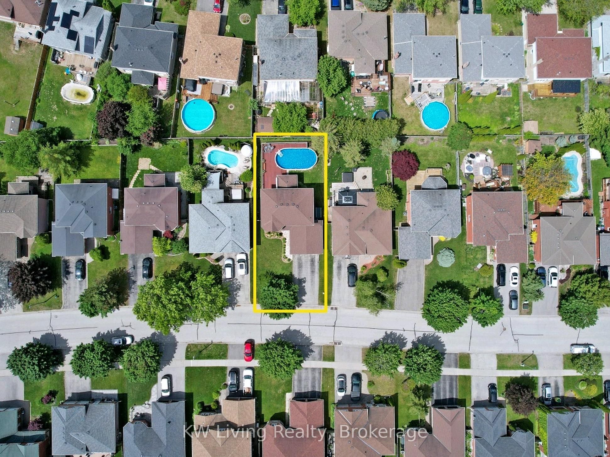 18 Amberview Drive