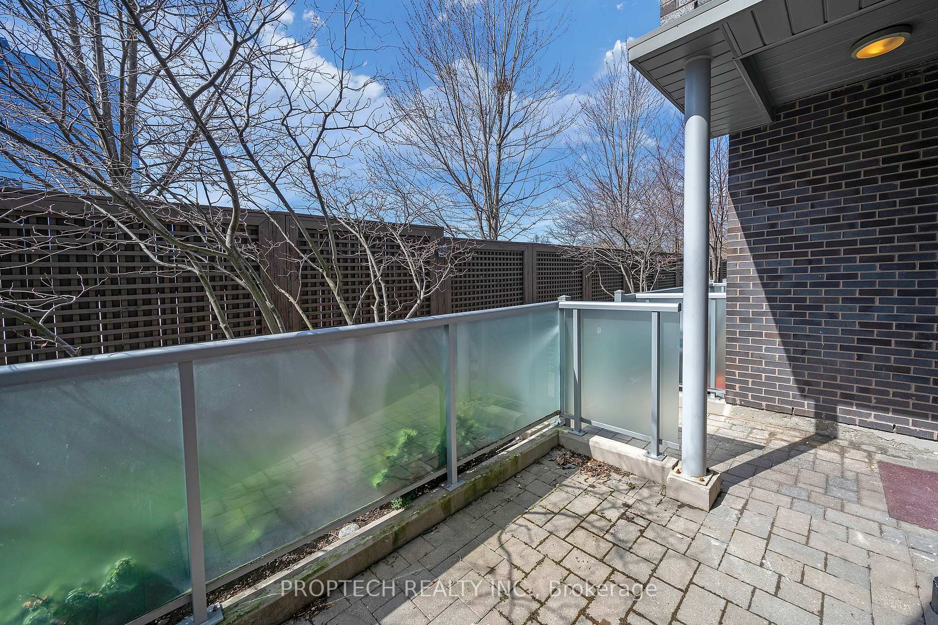 4 Bedrooms Condo at 295 Village Green,  Toronto For sale