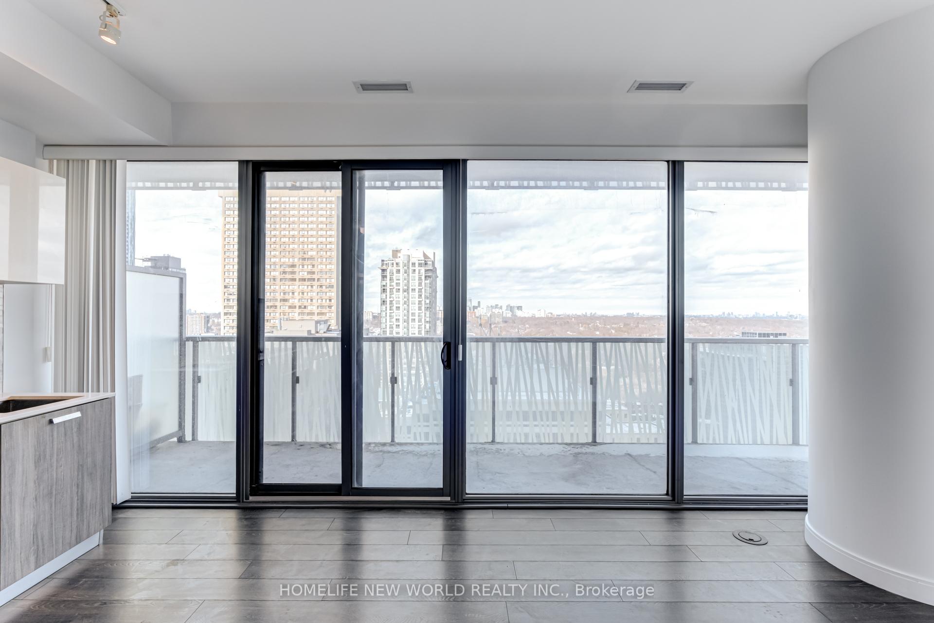 1 Bedroom Condo at 50 Charles, Toronto For sale