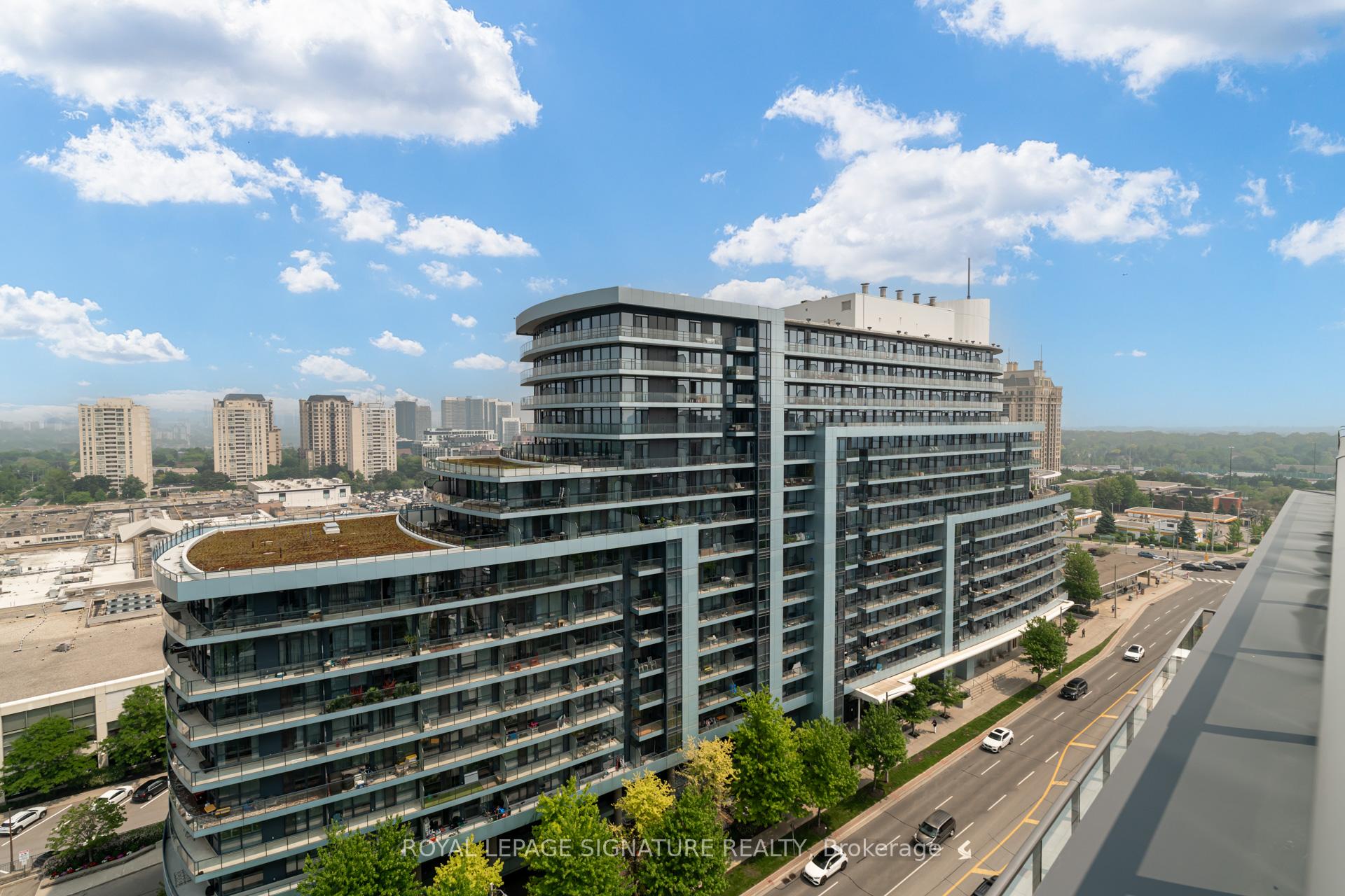 4 Bedrooms Condo at 2 Teagarden, Toronto For sale