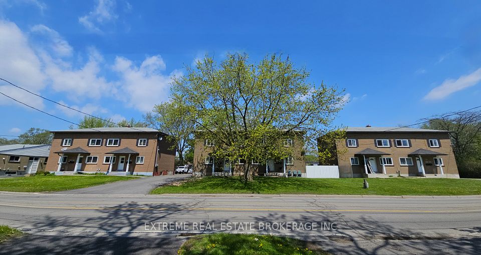 8406 Willoughby