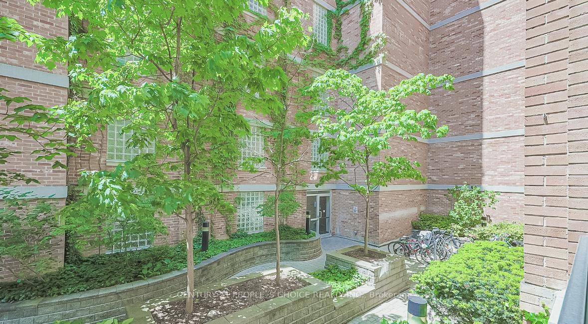 1 Bedroom Condo at 955 Queen,  Toronto For sale