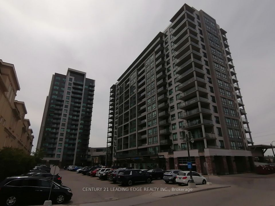 1215 Bayly