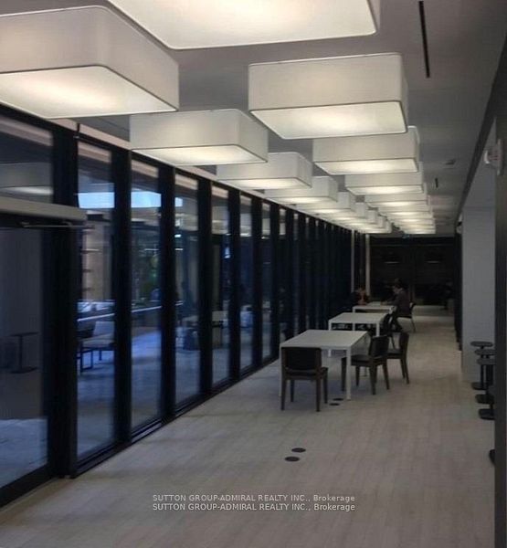 #2116 - 85 Wood Street, Toronto, ON M4Y 0E8