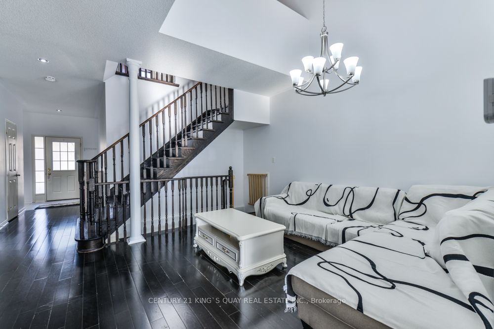 89 D'amato Crescent