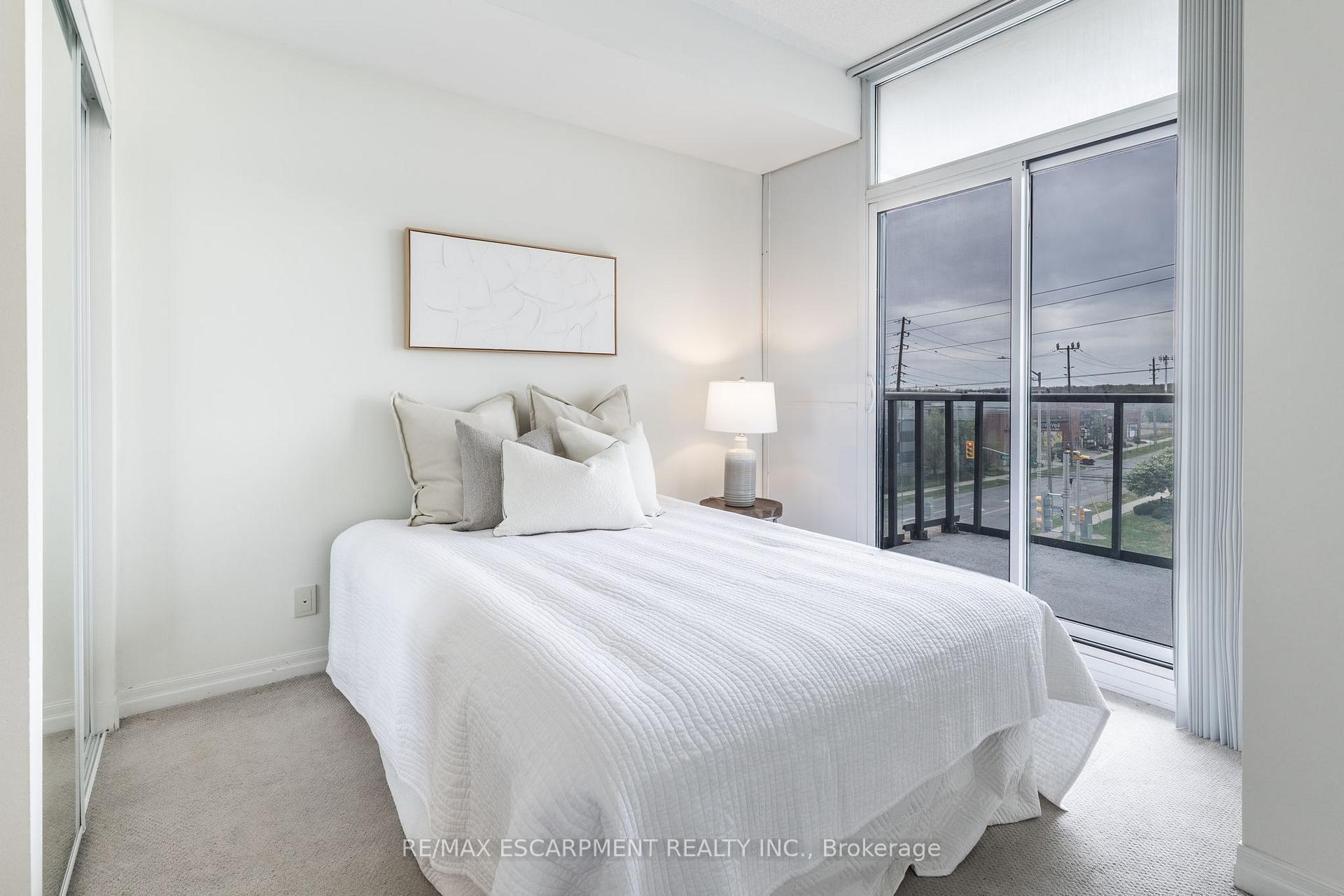 1 Bedroom Condo at 1940 IRONSTONE, Burlington For sale
