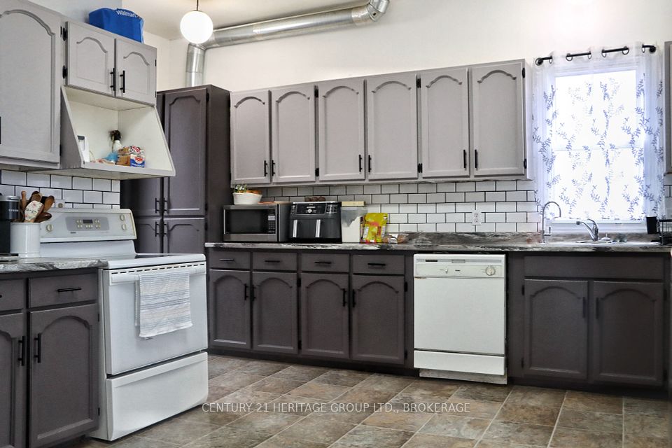124 Centre Street, Deseronto, ON K0K 1X0