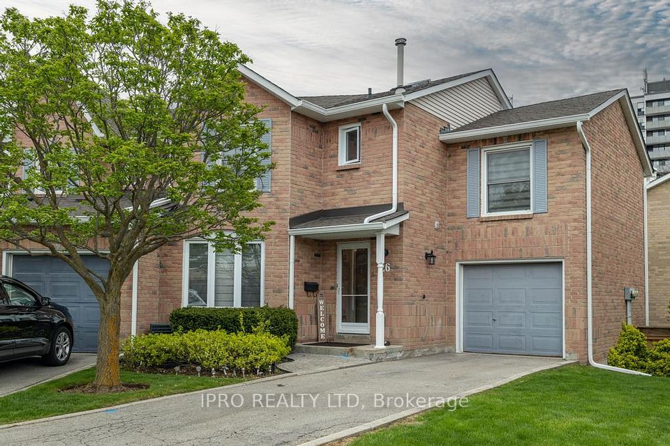 2155 Duncaster