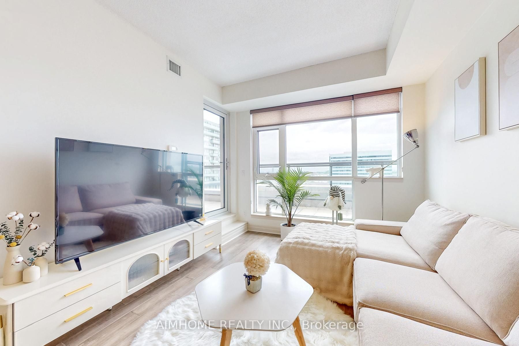 8110 Birchmount Road, #1004
