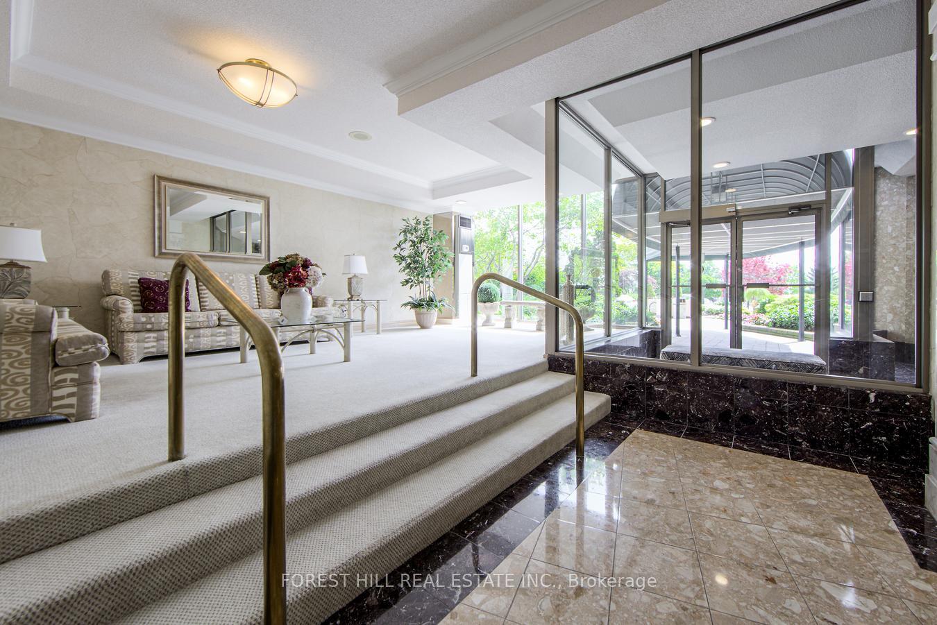 1 Bedroom Condo at 10 Guildwood, Toronto For sale