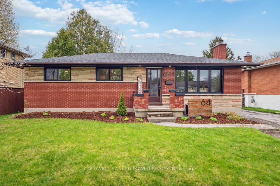 64 HAWKESBURY