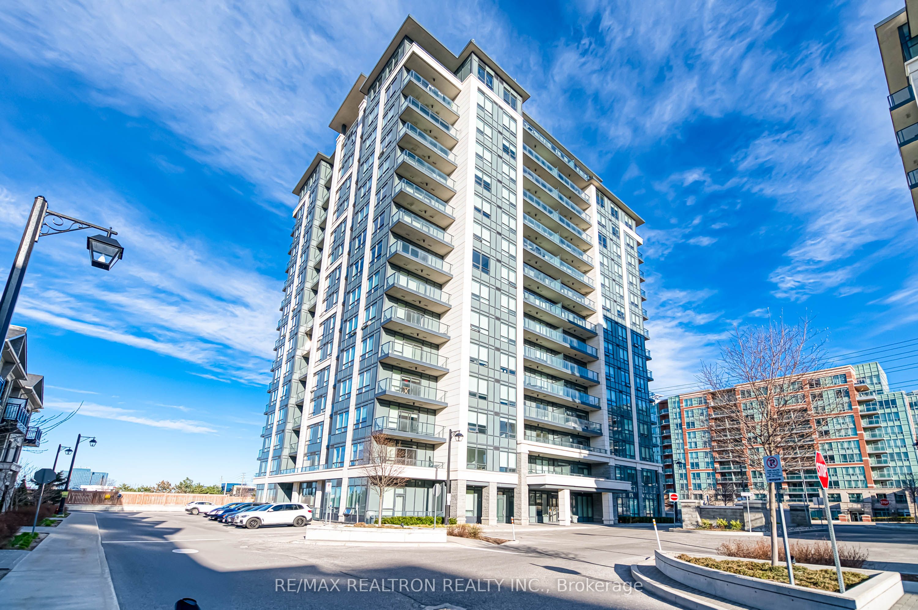 #215 - 398 Highway 7, Richmond Hill, ON L4B 0G6