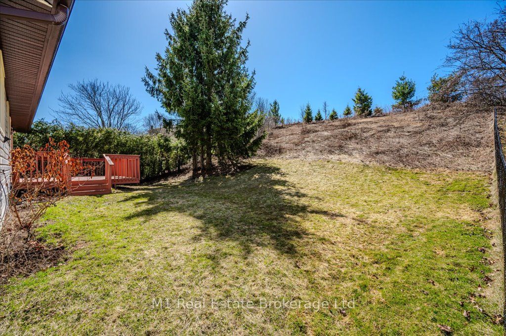 130 Freshmeadow Way