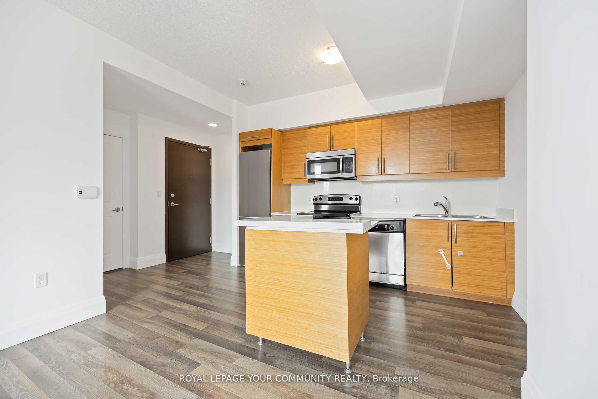 3 Bedrooms Condo at 222 Finch, Toronto For sale