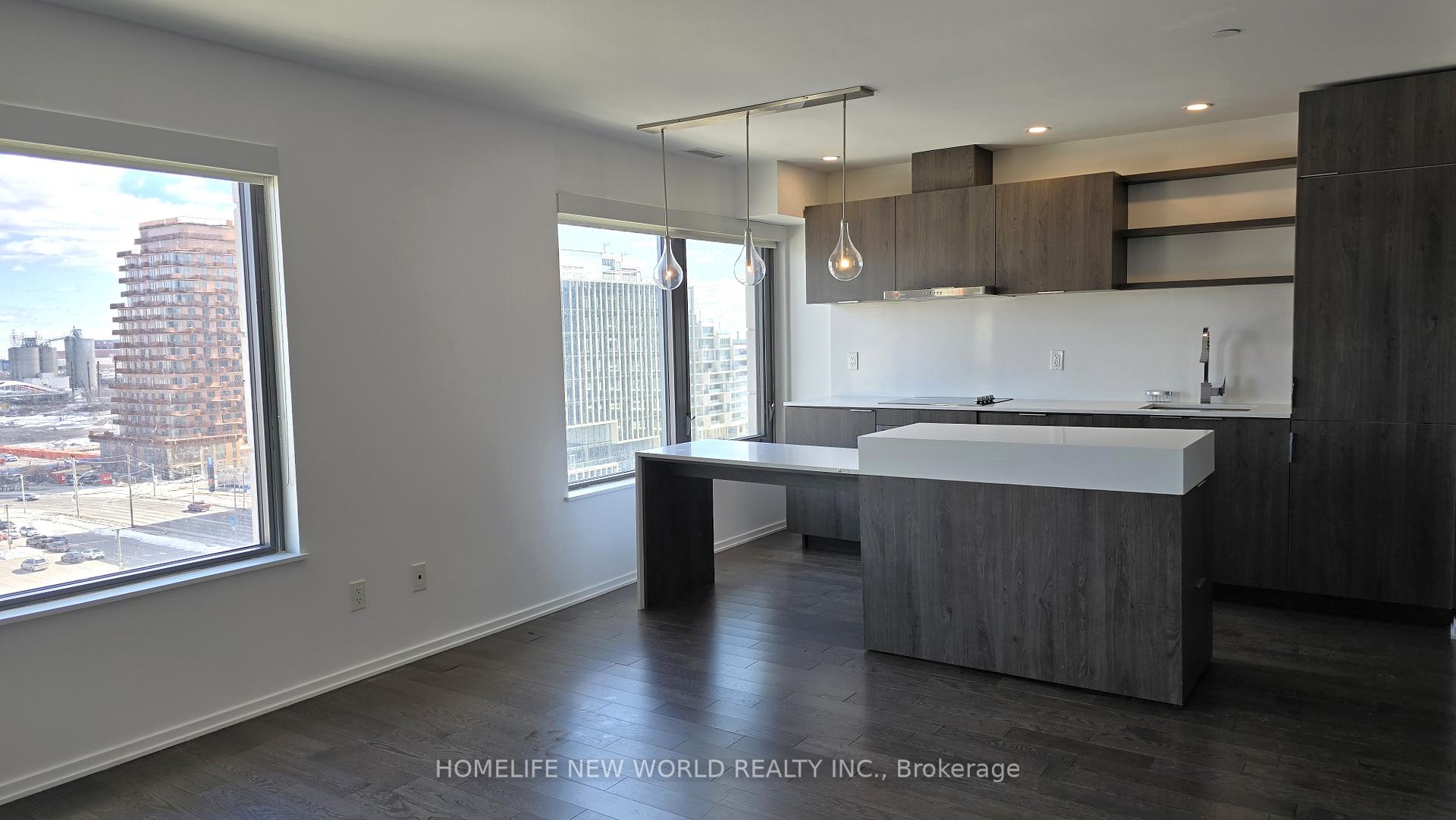 2 Bedrooms Condo at 12 Bonnycastle, Toronto For sale