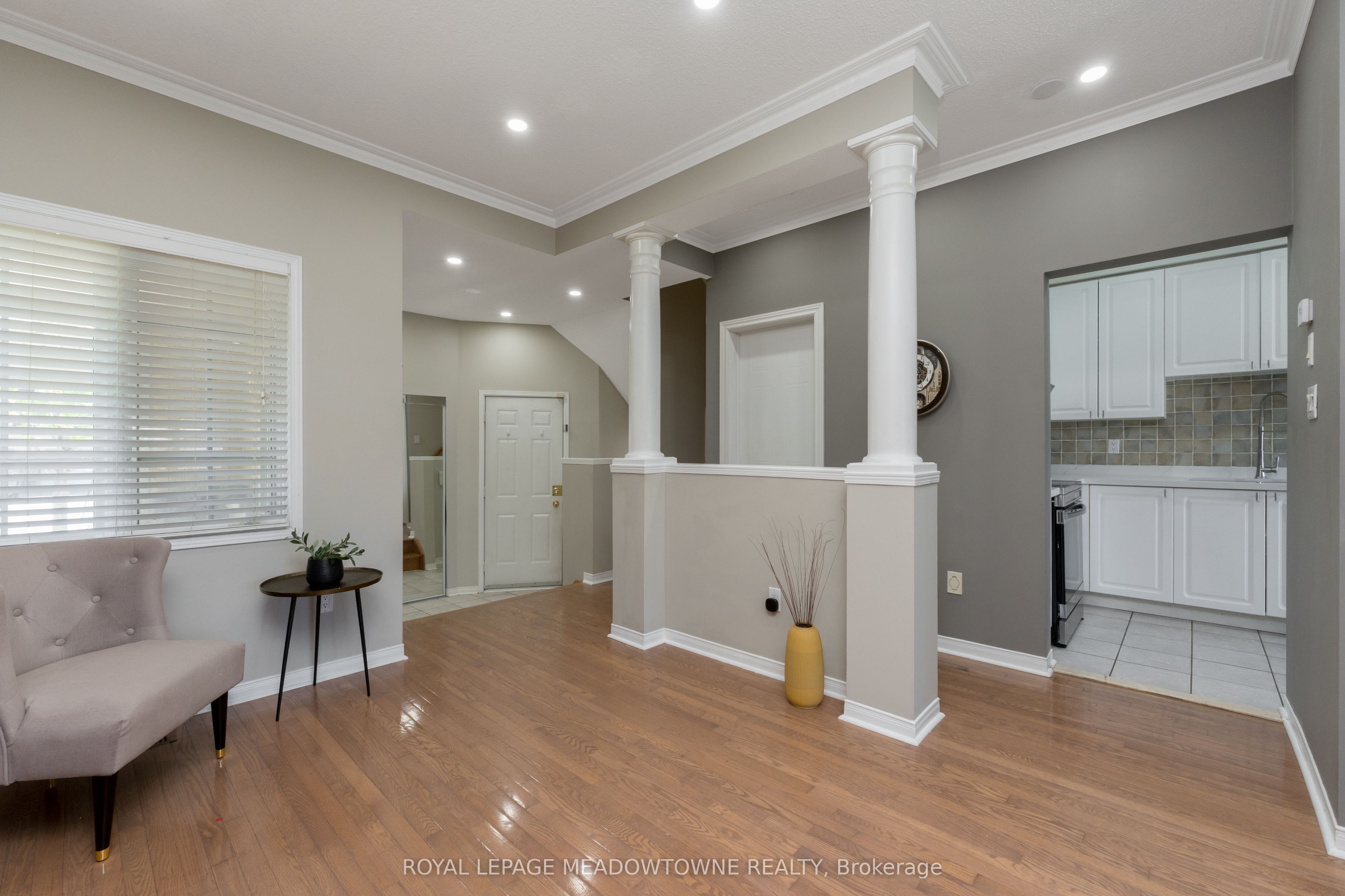 1876 Stevington Crescent