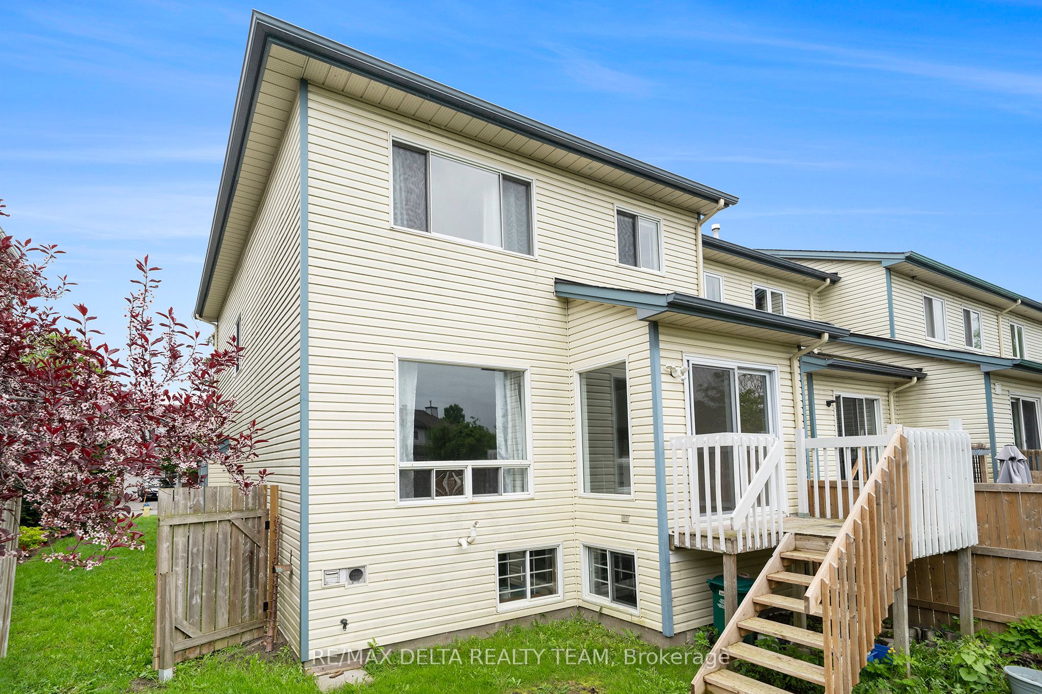 786 Hancock Crescent