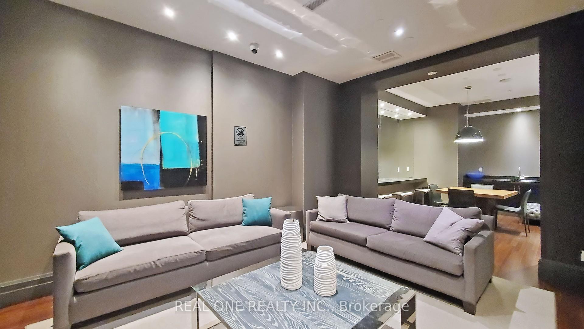 1 Bedroom Condo at 55 SPEERS, Oakville For sale