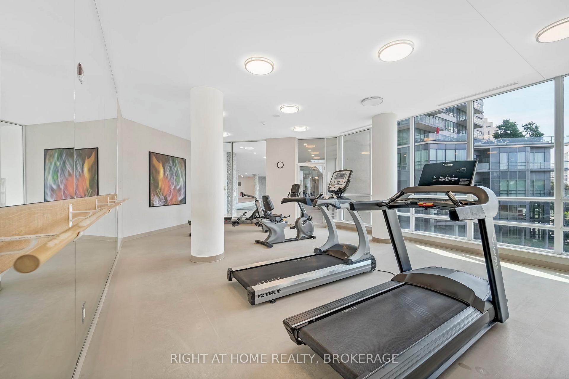 2 Bedrooms Condo at 15 Legion, Toronto For sale