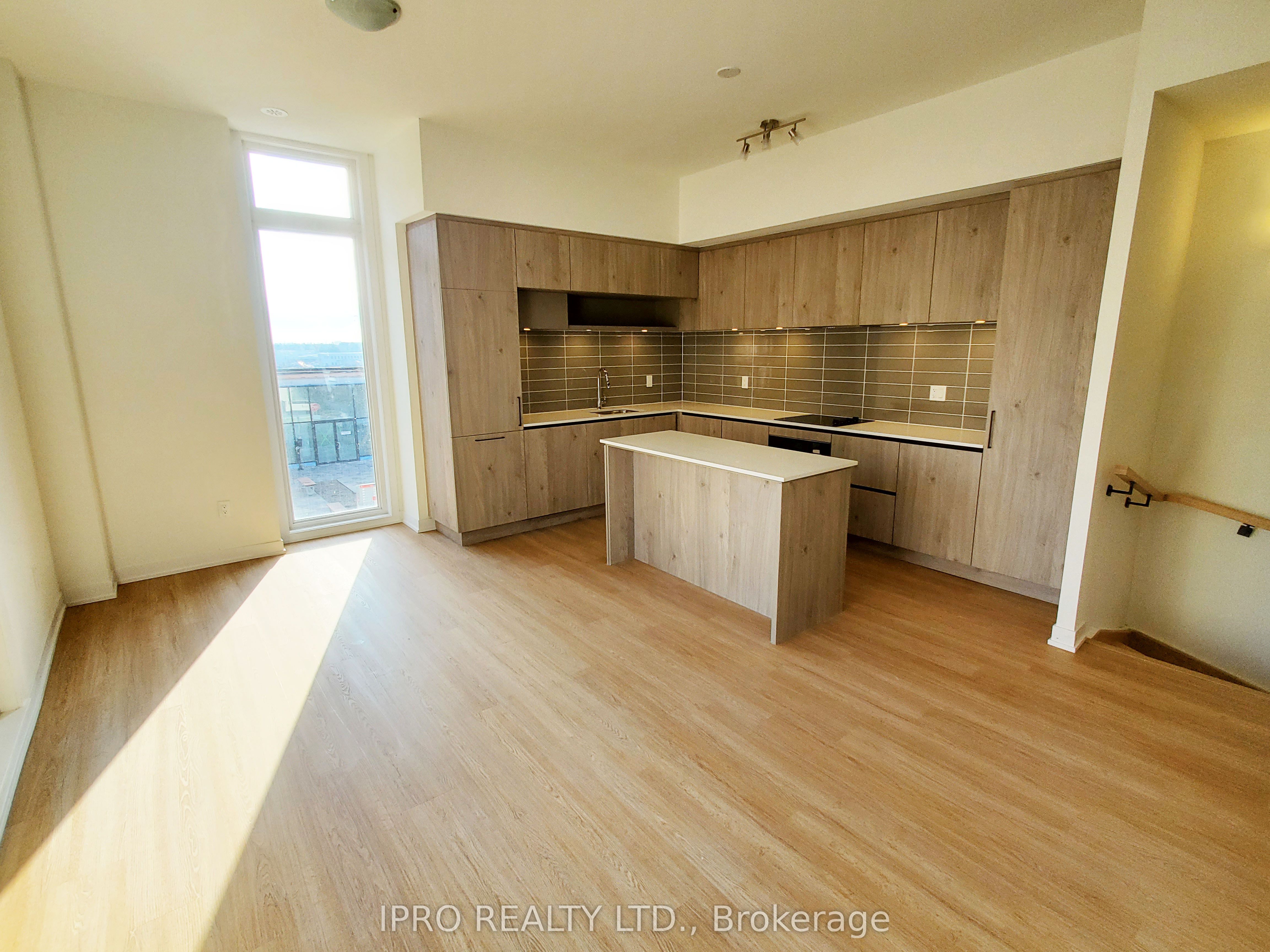 15 David Eyer Road, #1411