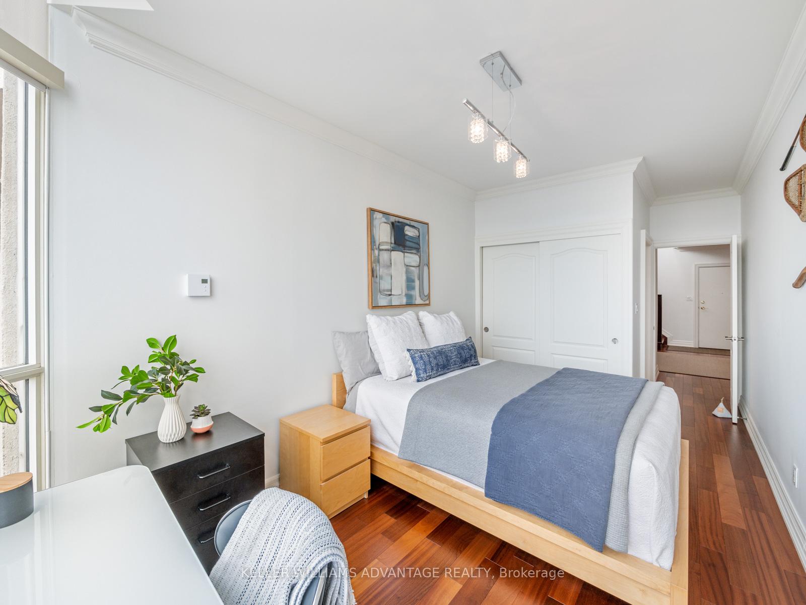 3 Bedrooms Condo at 20 Guildwood,  Toronto For sale