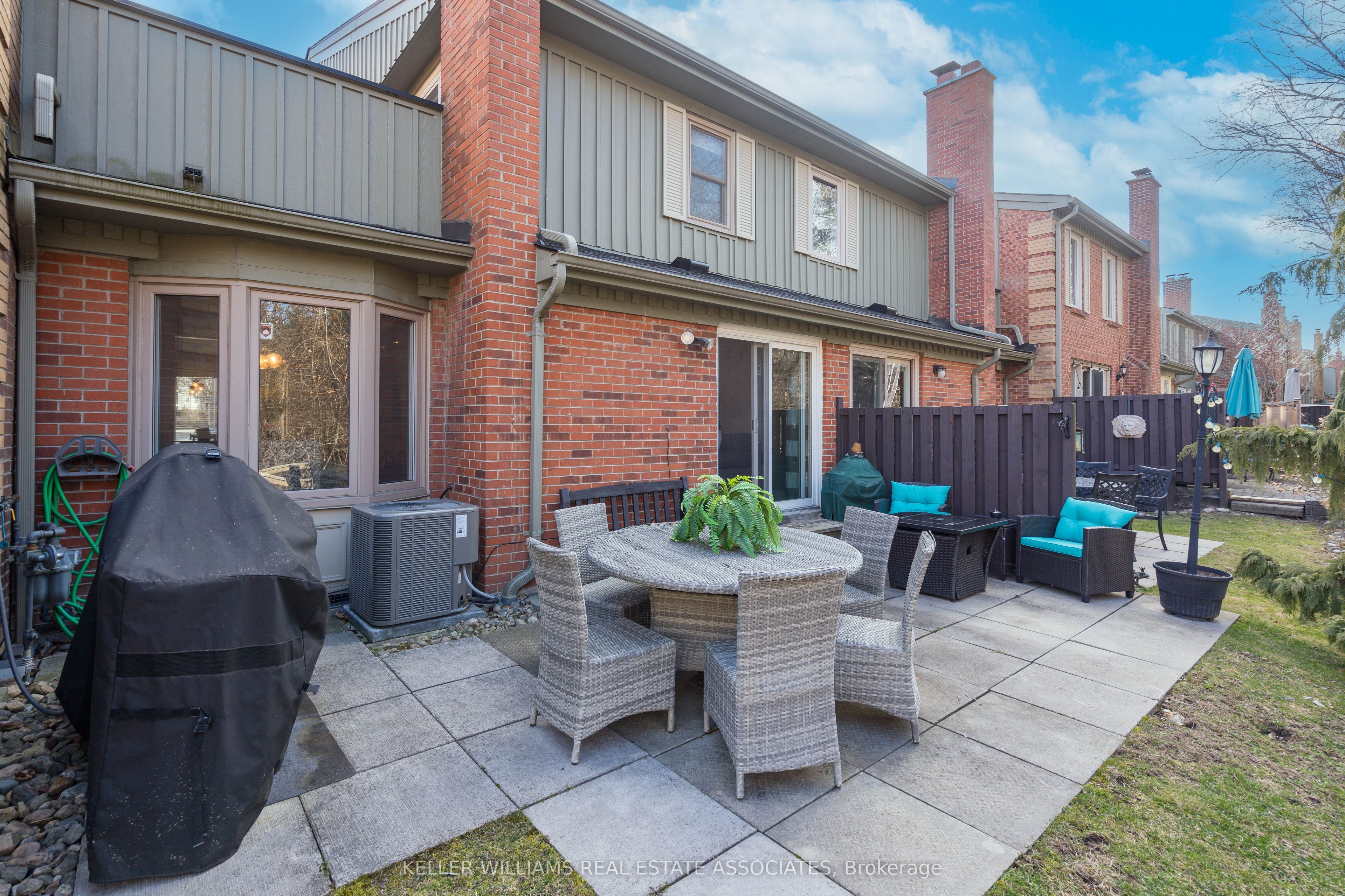 #19 - 3265 South Millway, Mississauga, ON L5L 2R3