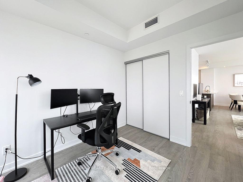 2 Bedrooms Condo at 1928 Lake Shore, Toronto For sale